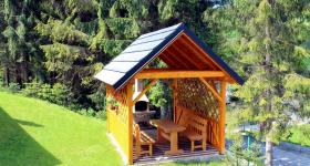 Altanok-posedenie-gril-nizna-uhliska-14