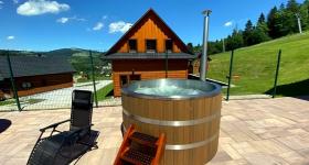 Kupacia-kada-terrasa-vyhlad-nizna-uhliska-05